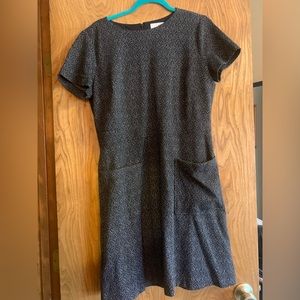 Business dress with pockets